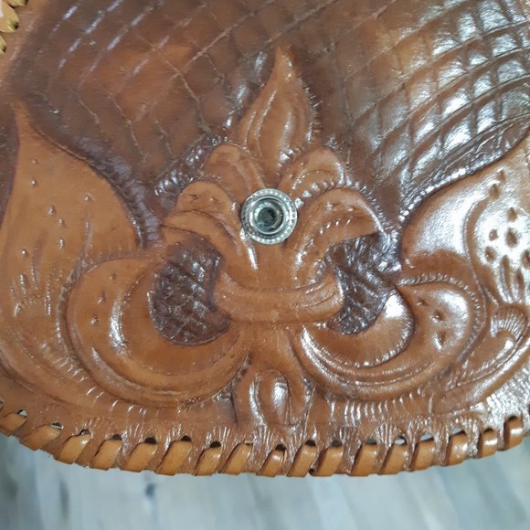 100% Leather Crossbody purse Boho Style - Picture 4 of 6